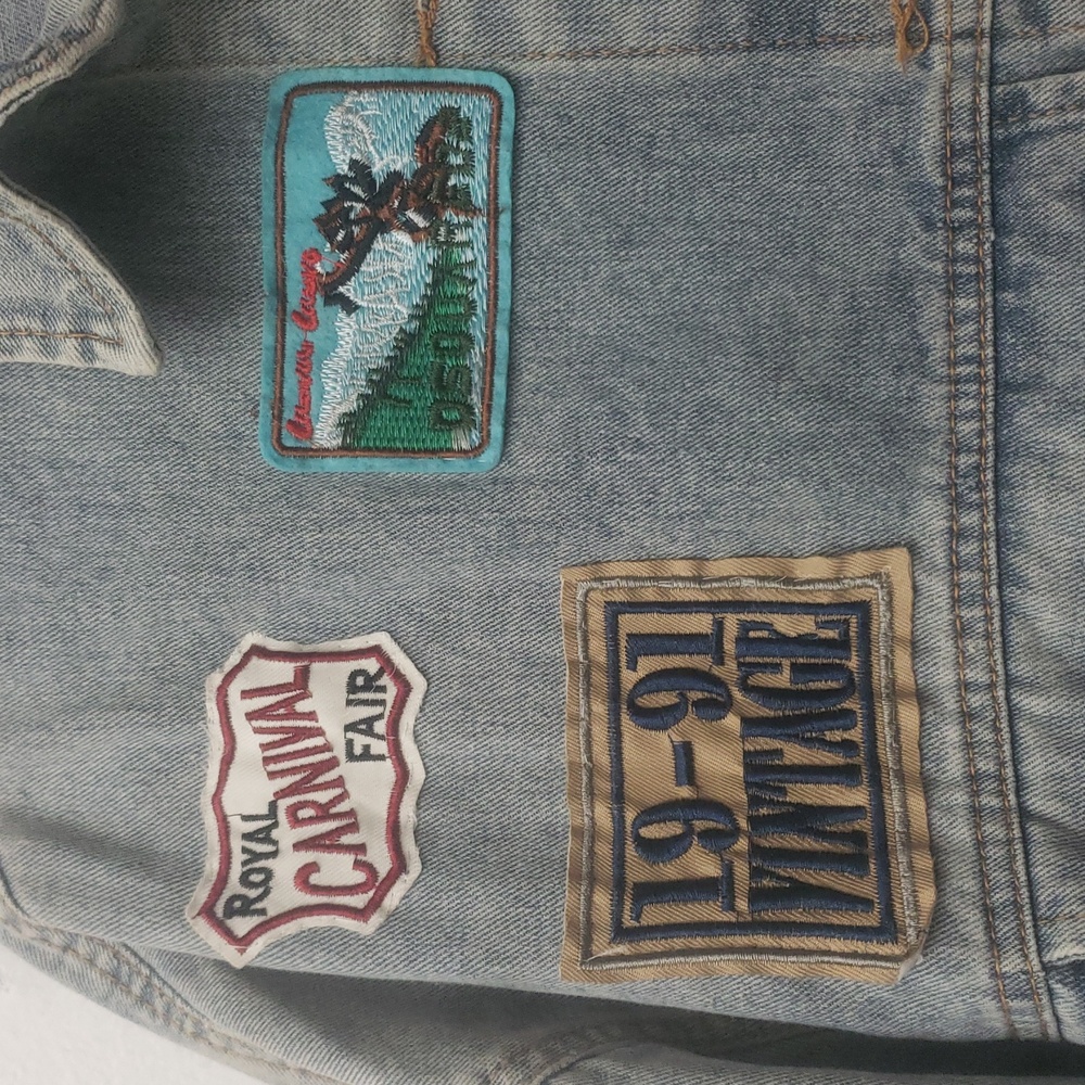 Vintage America Denim Jacket with Patches - Picture 3 of 7